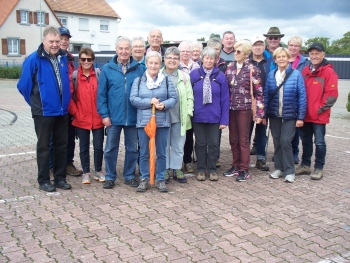 NeuerWein-Wanderung 03.10.2019 001.JPG